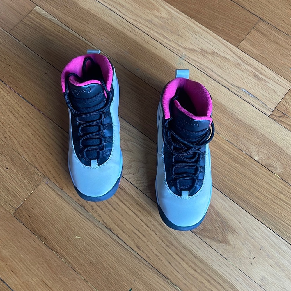 Air Jordan 10 Retro GS Girls Sneakers Size 4Y